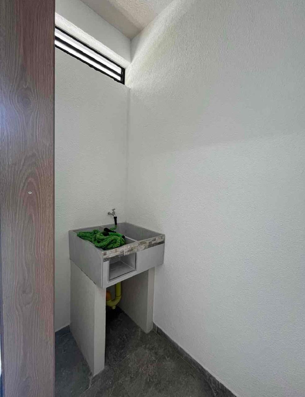 venta de edificio para estrenar barrio Brisas de Morales - Imagen 3