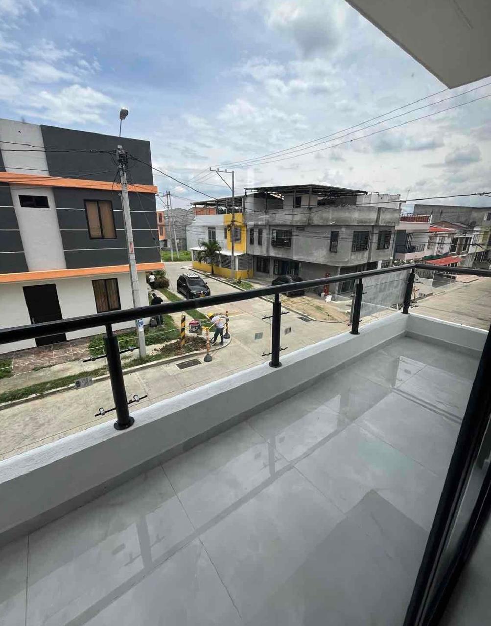 venta de edificio para estrenar barrio Brisas de Morales - Imagen 16