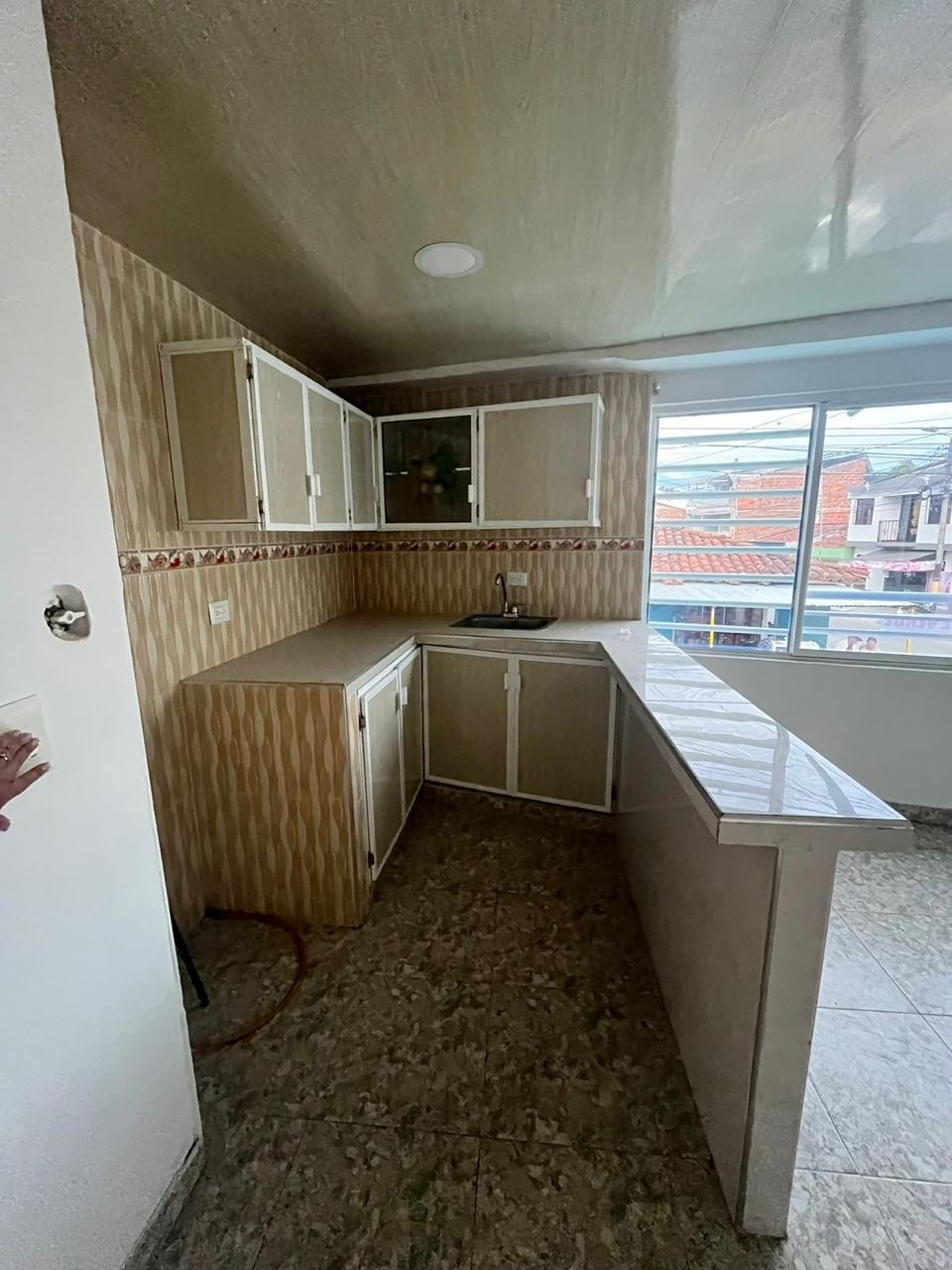 CASA ESQUINERA CON LOCALES COMERCIALES EN VENTA – BARRIO LAS AMÉRICAS, TULUÁ - Imagen 19