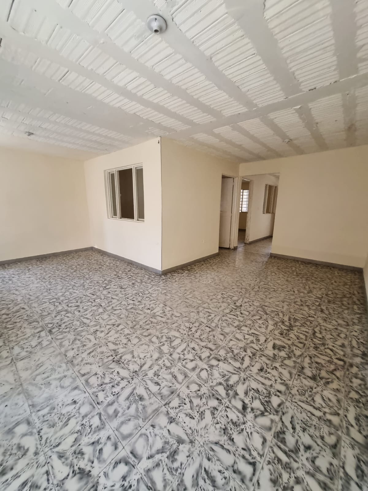 Alquiler de casa en el barrio Farfan - Imagen 3