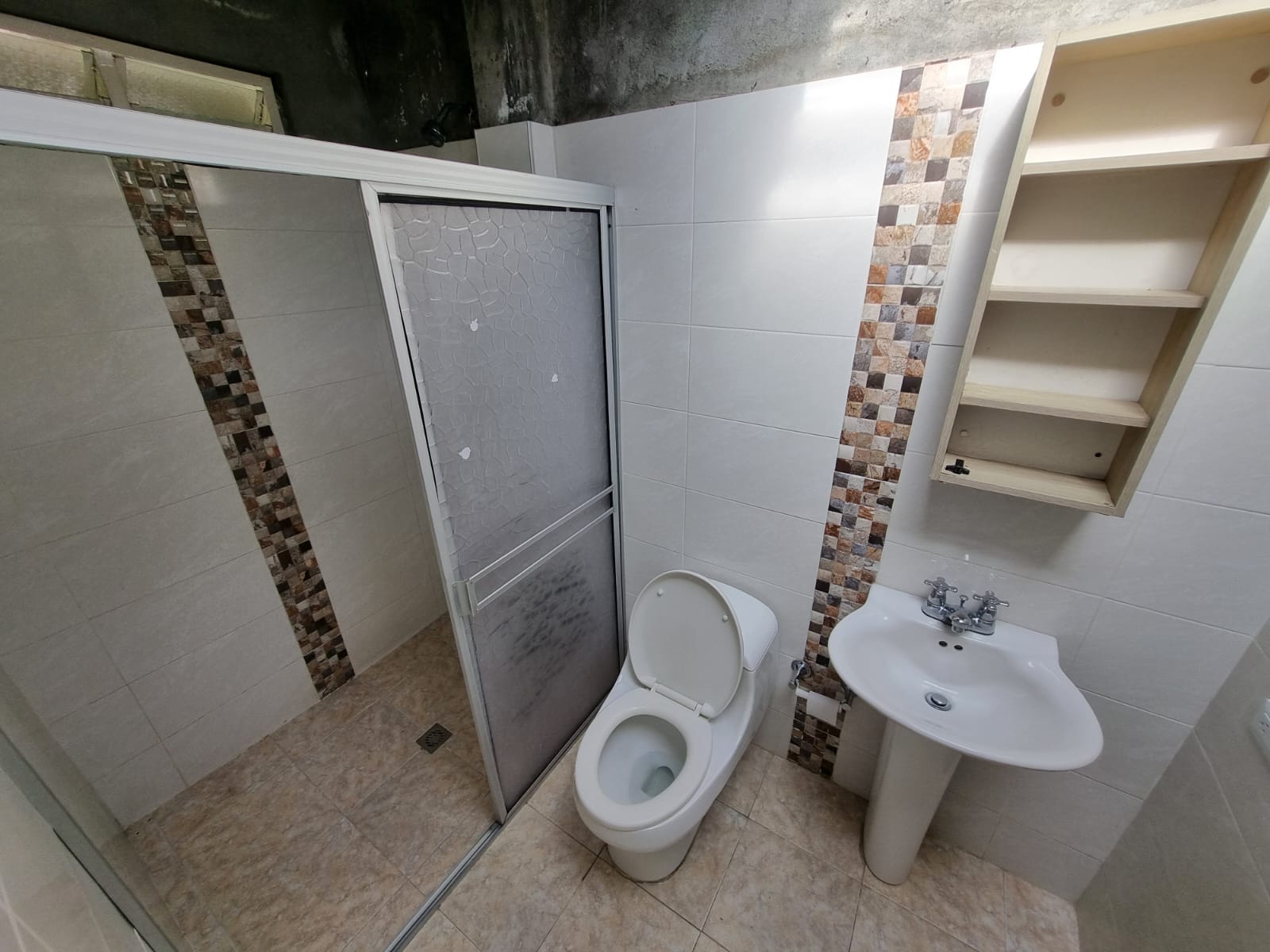 Alquiler de casa en el barrio Farfan - Imagen 10