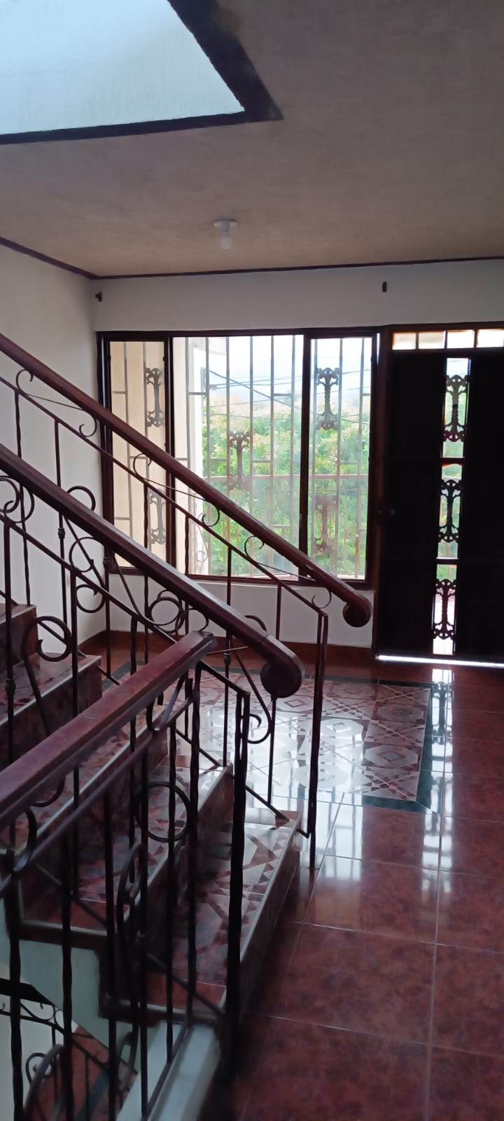Casa en venta en Avenida Principal Aguaclara – Tuluá ✨🏡 - Imagen 3