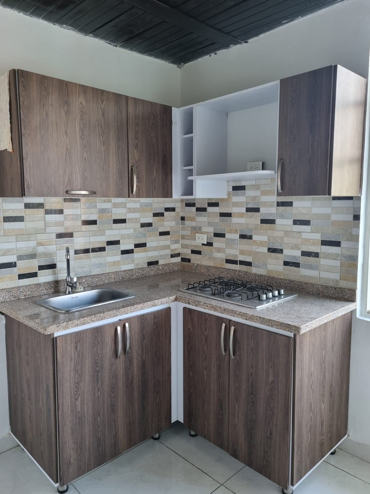 Alquiler de Apartaestudio piso 2 - Tuluá en el barrio Sajonia - Imagen 3