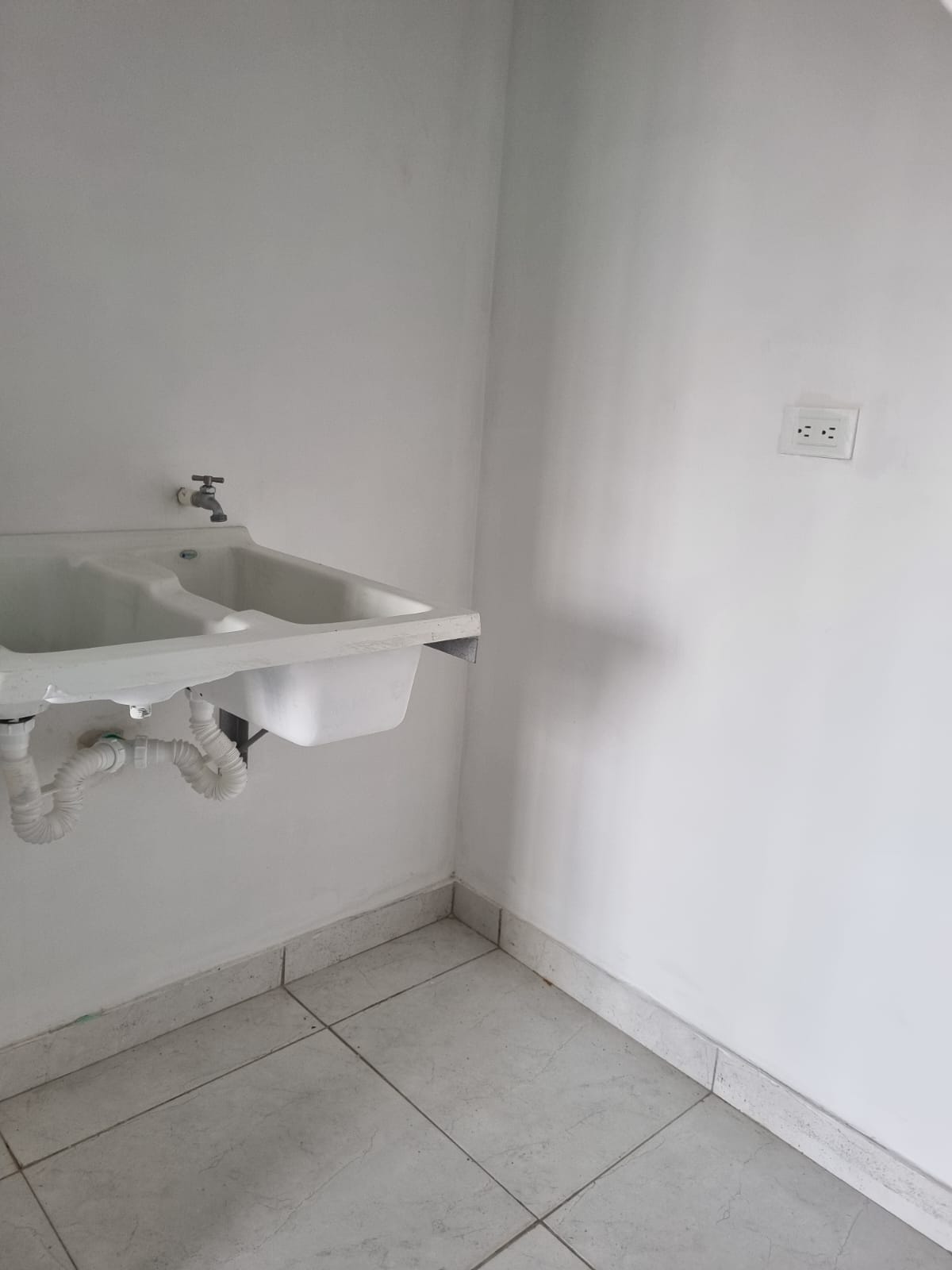 Alquiler de Apartaestudio piso 2 - Tuluá en el barrio Sajonia - Imagen 7